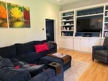 5 bed, 3 bath apartment for rent at 12 Kilburn Rd Unit 12, Belmont — photo 8 of 27