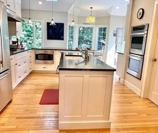 5 bed, 3 bath apartment for rent at 12 Kilburn Rd Unit 12, Belmont — photo 5 of 27