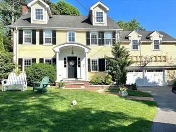5 bed, 3 bath apartment for rent at 12 Kilburn Rd Unit 12, Belmont — photo 1 of 27