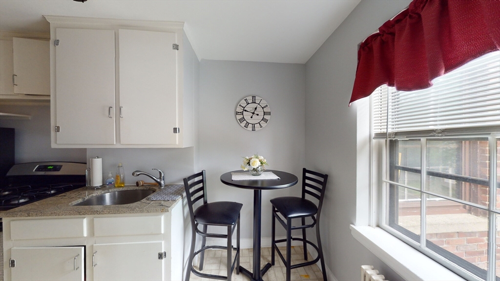 1 bed, 1 bath apartment for rent at 12 Kilsyth Ter Unit 44, Brighton — photo 6 of 15