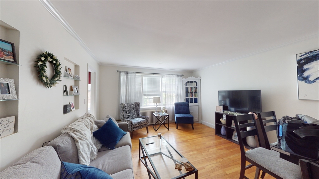 1 bed, 1 bath apartment for rent at 12 Kilsyth Ter Unit 44, Brighton — photo 1 of 15