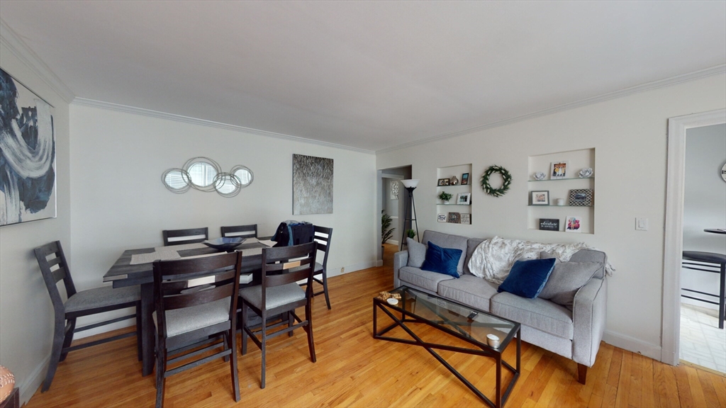 1 bed, 1 bath apartment for rent at 12 Kilsyth Ter Unit 44, Brighton — photo 3 of 15