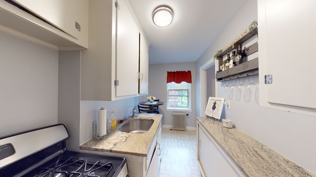 1 bed, 1 bath apartment for rent at 12 Kilsyth Ter Unit 44, Brighton — photo 9 of 15