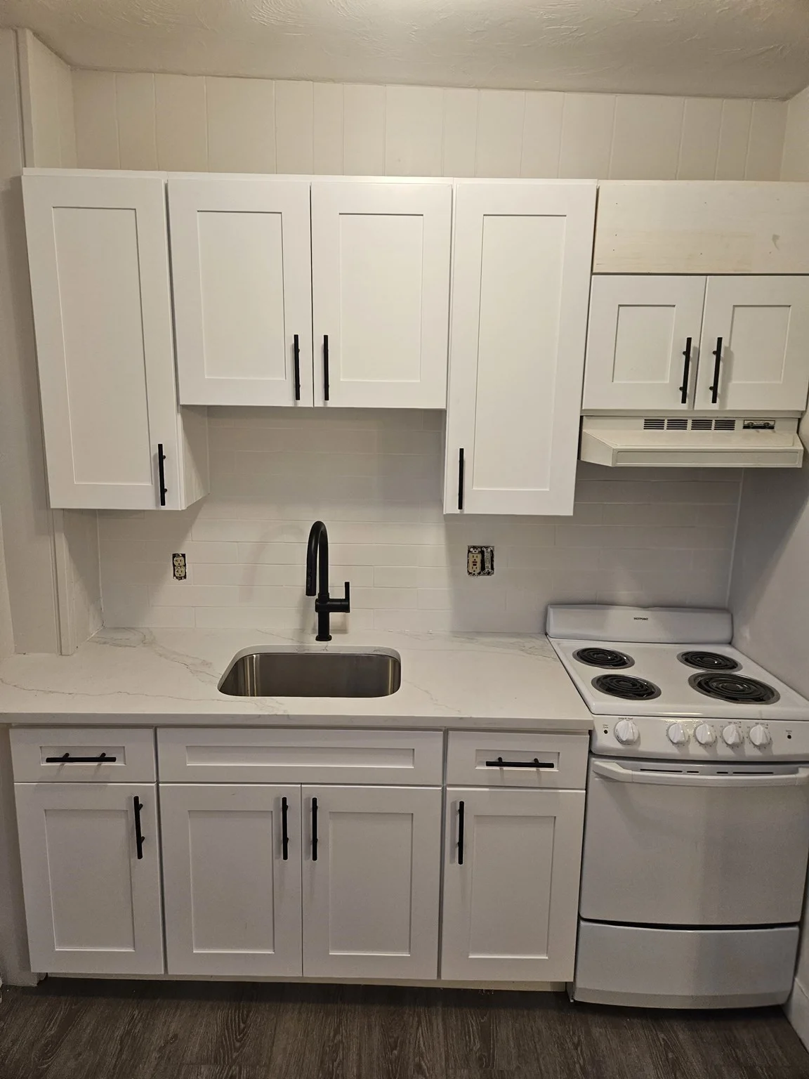1 bed, 1 bath apartment for rent at 12 Ladd St Unit 3, Watertown — photo 2 of 9