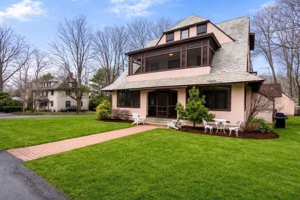 4 bed, 1 bath apartment for rent at 12 Leighton Rd Unit 2, Wellesley — photo 17 of 18