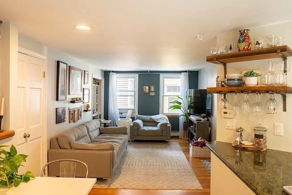 3 bed, 2 bath apartment for rent at 12 Lexington Ave, Charlestown — photo 6 of 18