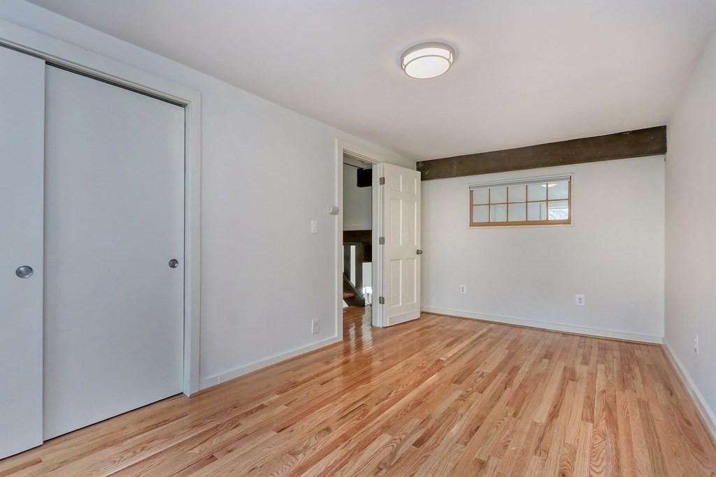 3 bed, 2 bath apartment for rent at 12 Lilac Ct Unit 12, Wellington-Harrington — photo 6 of 15