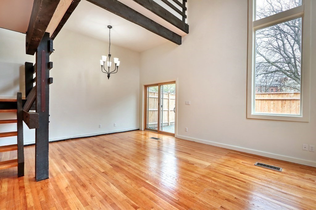 3 bed, 2 bath apartment for rent at 12 Lilac Ct Unit 12, Wellington-Harrington — photo 4 of 15