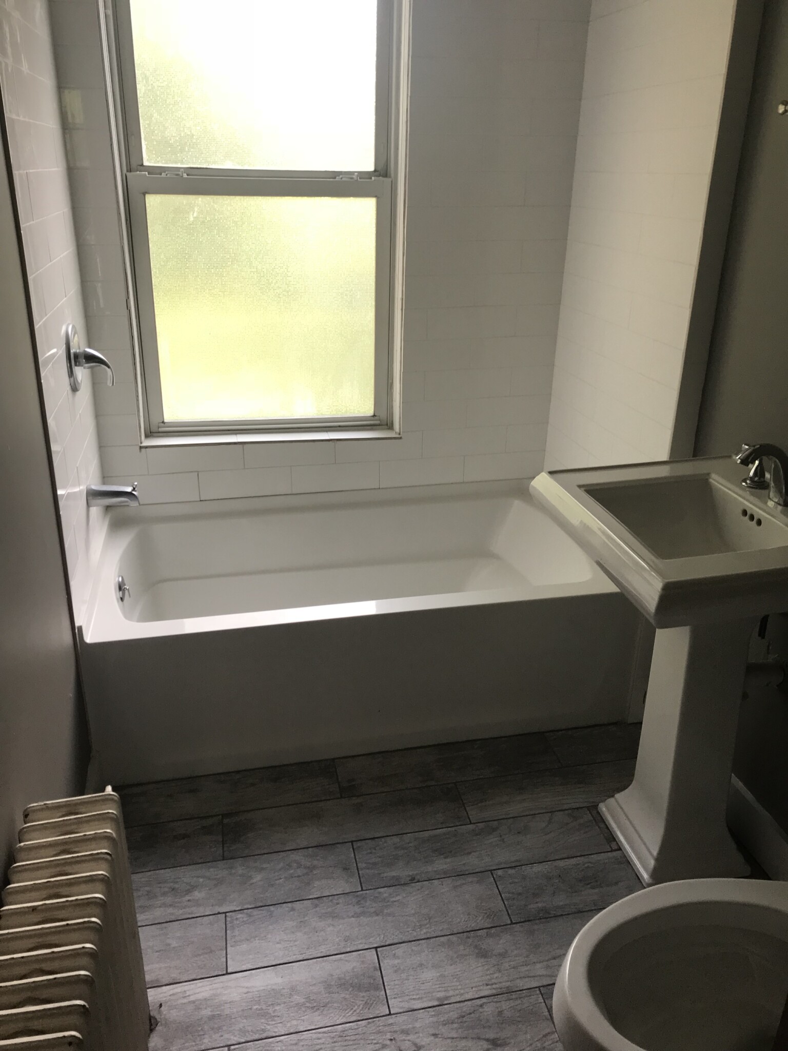 4 bed, 2.5 bath apartment for rent at 12 Lincoln Rd Unit 1, Nonantum — photo 9 of 13