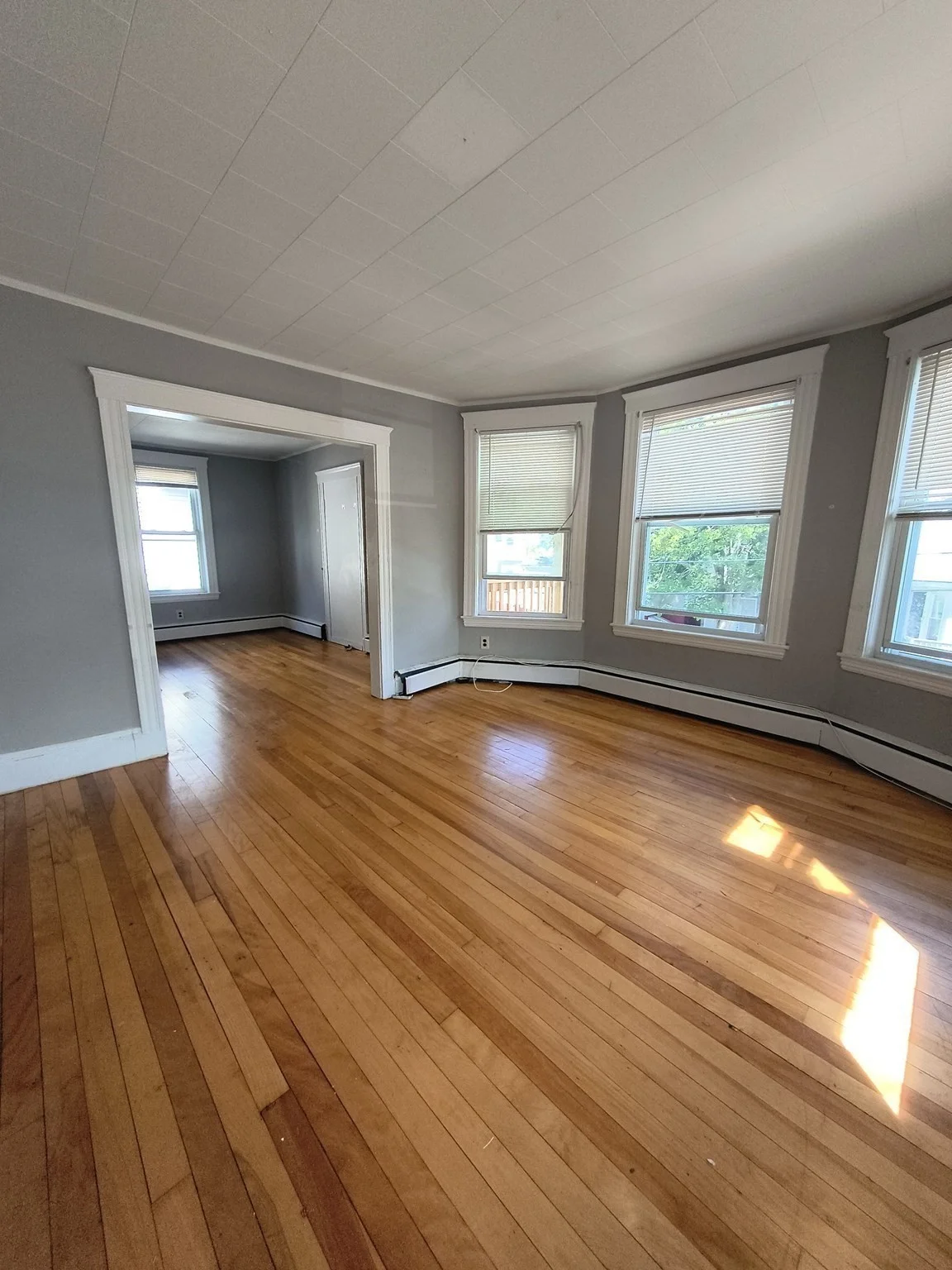 3 bed, 1 bath apartment for rent at 12 Lincoln St Unit 2, Haverhill — photo 16 of 20