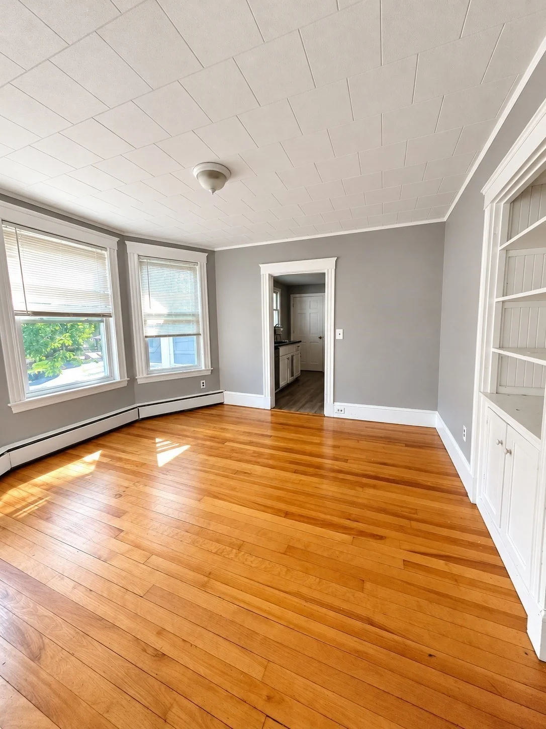 3 bed, 1 bath apartment for rent at 12 Lincoln St Unit 2, Haverhill — photo 8 of 20