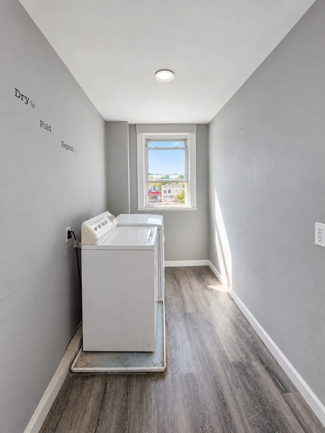 3 bed, 1 bath apartment for rent at 12 Lincoln St Unit 2, Haverhill — photo 9 of 20