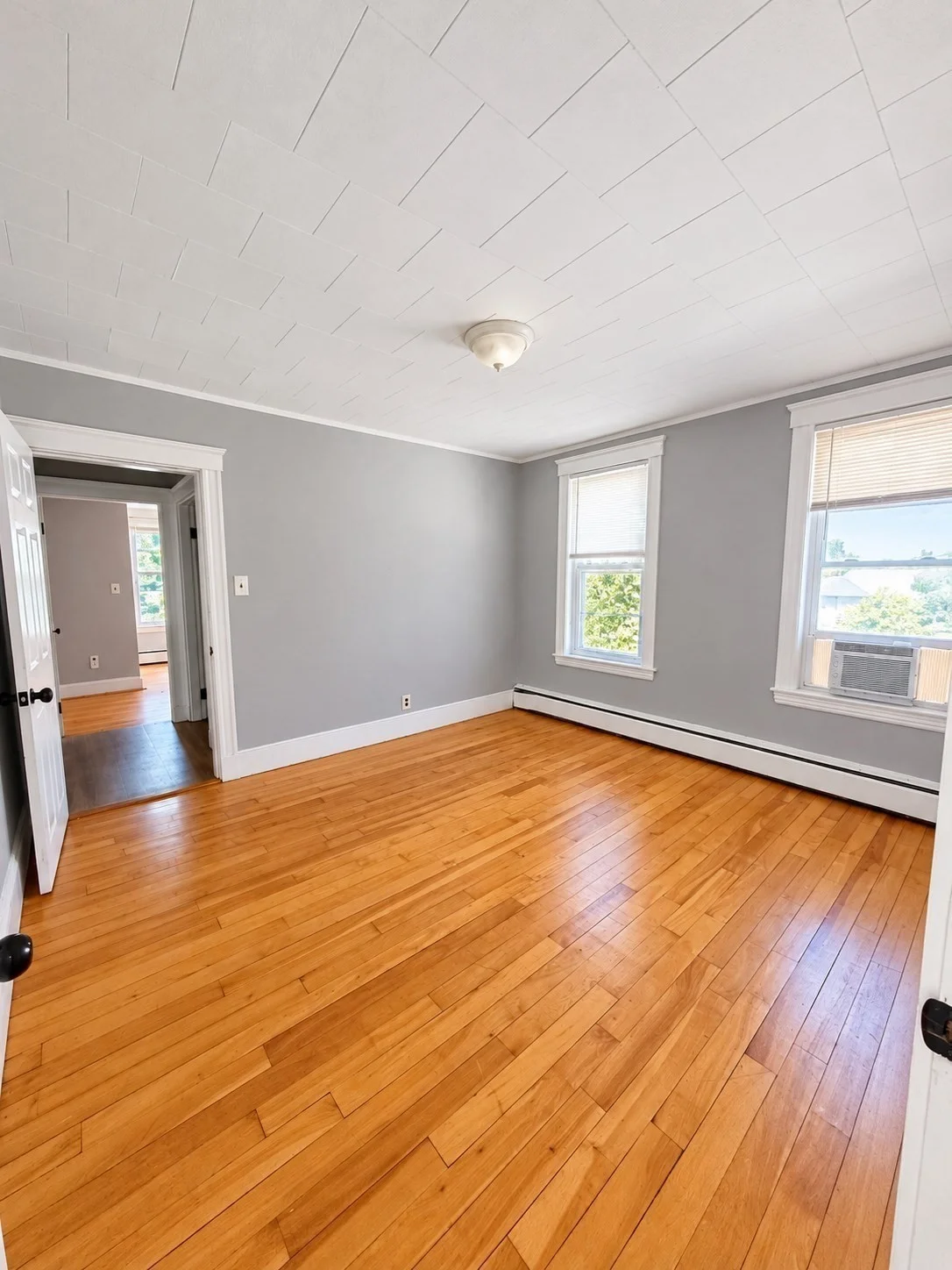 3 bed, 1 bath apartment for rent at 12 Lincoln St Unit 2, Haverhill — photo 12 of 20