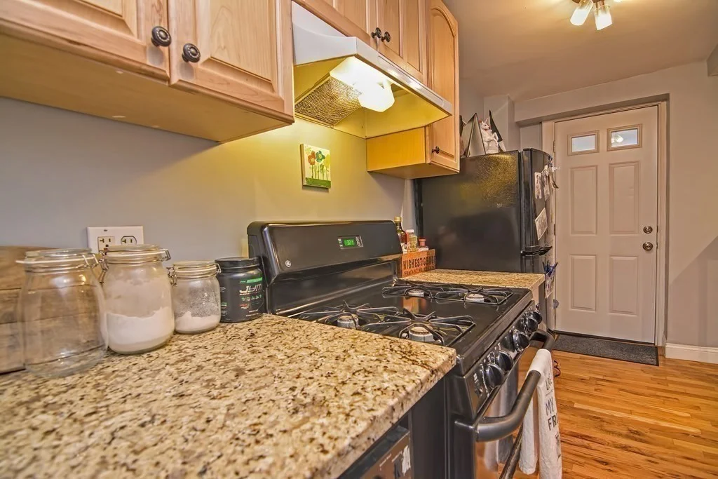 1 bed, 1 bath apartment for rent at 12 Linden Unit 1, South Boston — photo 10 of 26