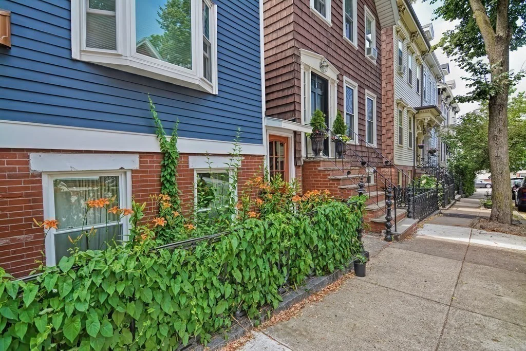 1 bed, 1 bath apartment for rent at 12 Linden Unit 1, South Boston — photo 23 of 26