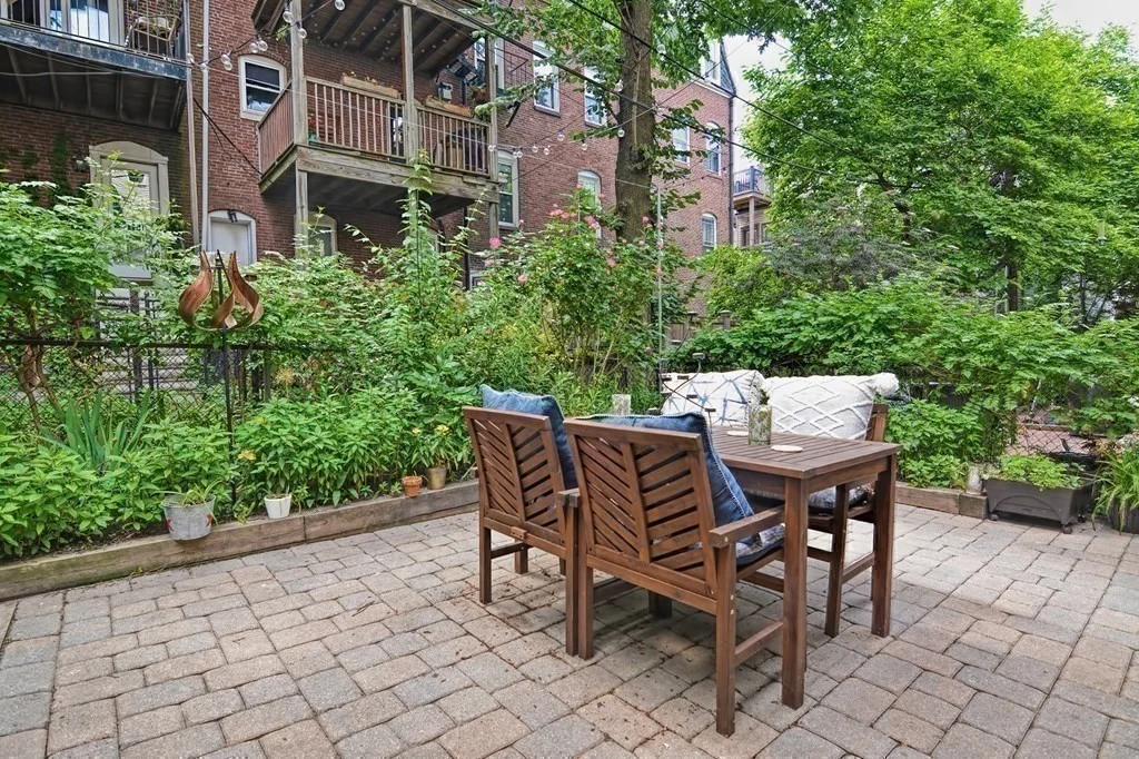1 bed, 1 bath apartment for rent at 12 Linden Unit 1, South Boston — photo 16 of 26