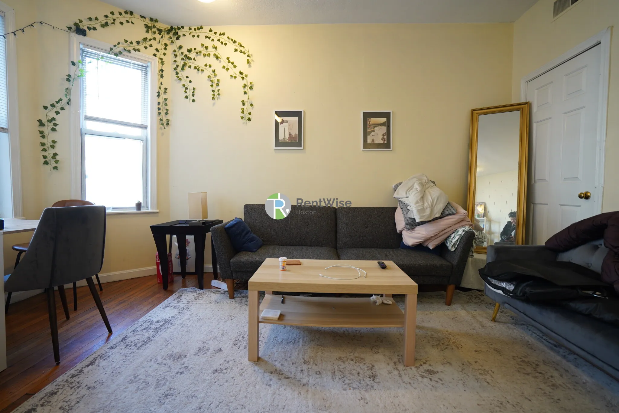 3 bed, 1 bath apartment for rent at 12 Lorraine Ter Unit 1, Allston — photo 2 of 13