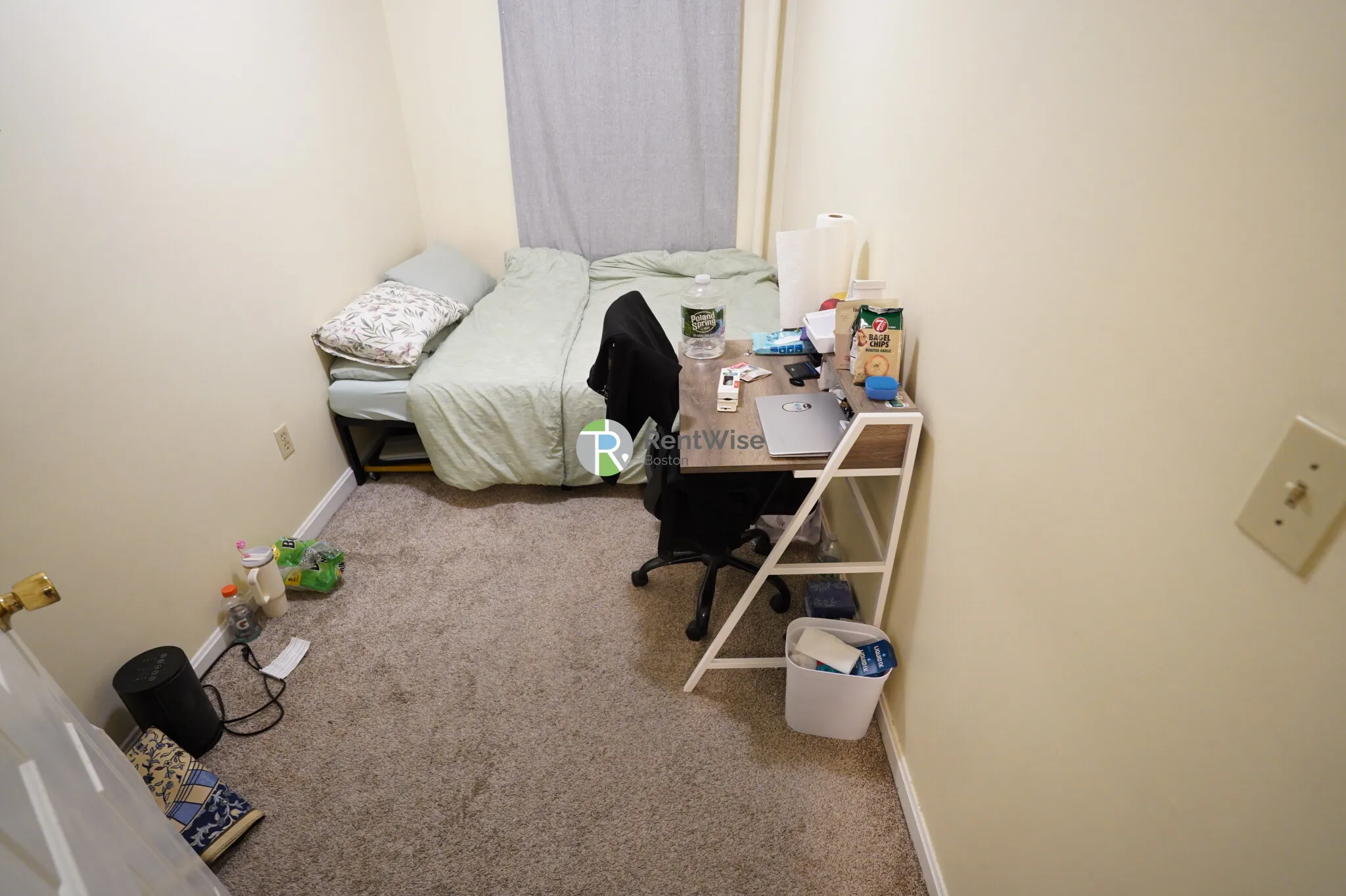 3 bed, 1 bath apartment for rent at 12 Lorraine Ter Unit 1, Allston — photo 7 of 13