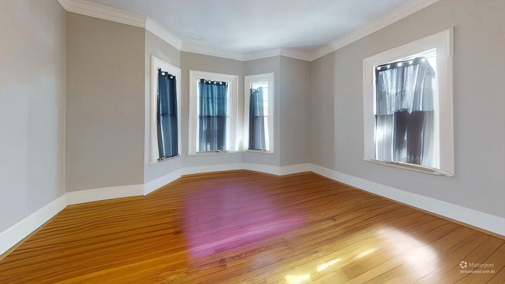 4 bed, 2 bath apartment for rent at 12 Lyman St Unit 1, Waltham — photo 3 of 11