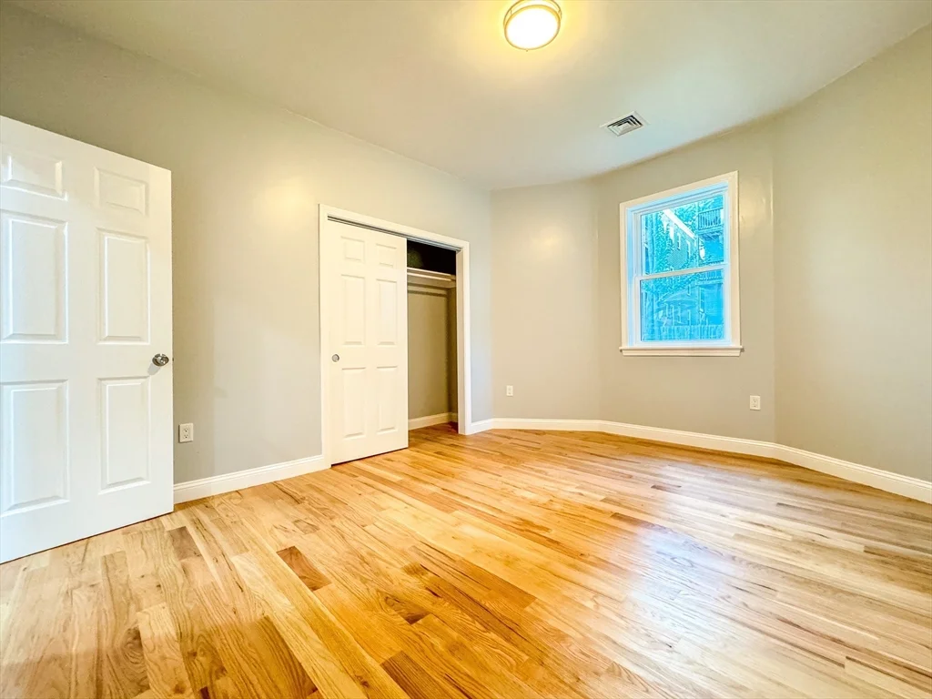 3 bed, 1 bath apartment for rent at 12 Magdala St Unit 1, Boston — photo 9 of 11