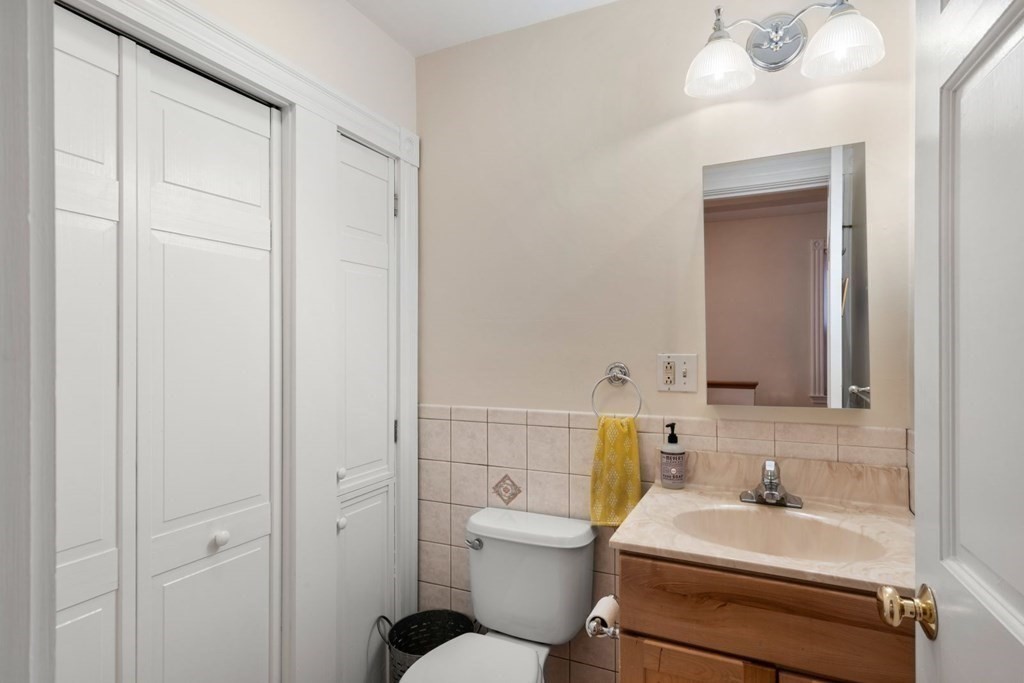 3 bed, 2 bath apartment for rent at 12 Magnolia Ave Unit 1, Mid-Cambridge — photo 7 of 20