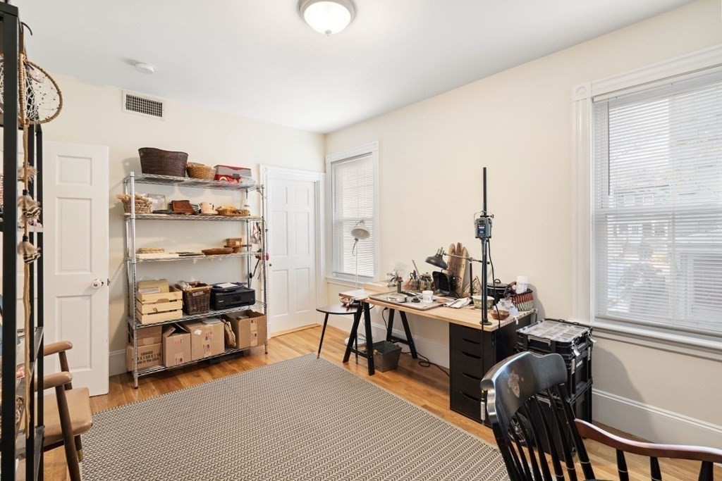 3 bed, 2 bath apartment for rent at 12 Magnolia Ave Unit 1, Mid-Cambridge — photo 9 of 20