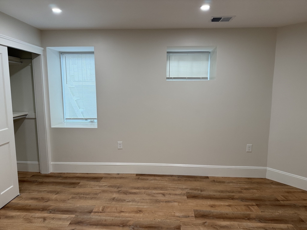 2 bed, 2 bath apartment for rent at 12 Manchester Rd Unit A, Coolidge Corner — photo 6 of 14
