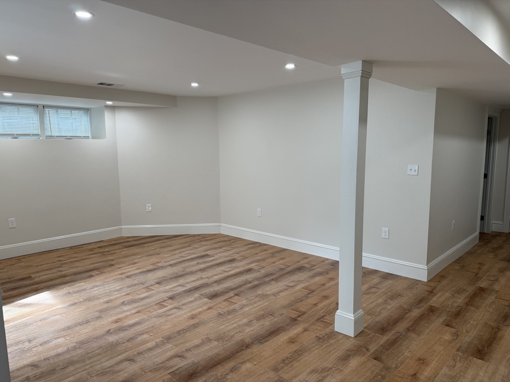 2 bed, 2 bath apartment for rent at 12 Manchester Rd Unit A, Coolidge Corner — photo 5 of 14