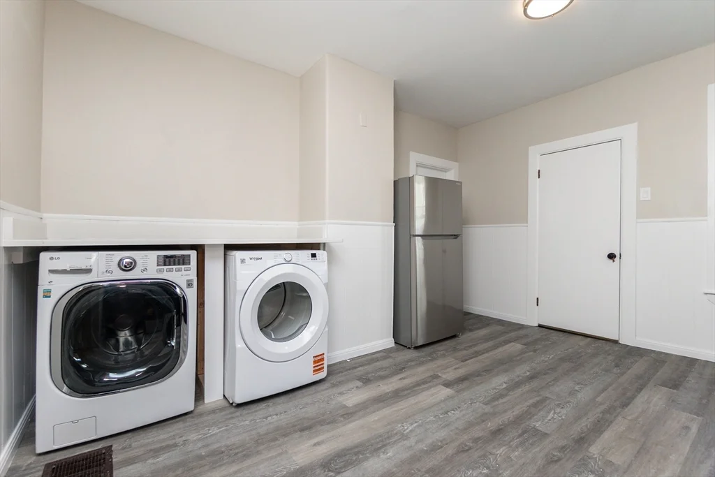 2 bed, 1 bath apartment for rent at 12 Marion St Unit 0, Ward Two — photo 7 of 7