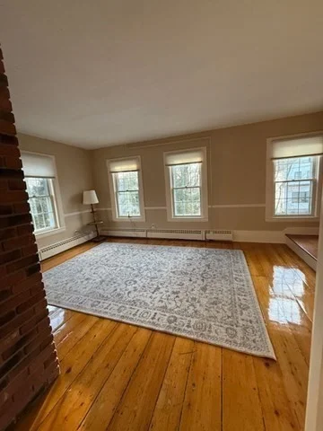 3 bed, 1 bath apartment for rent at 12 Mayhew St Unit 2nd floor, Hopkinton — photo 4 of 19