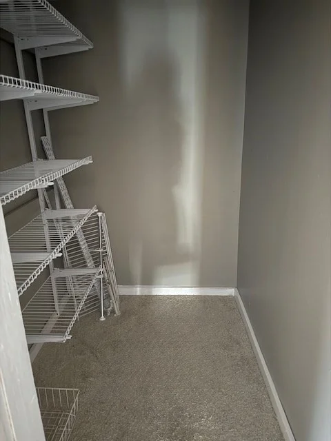 3 bed, 1 bath apartment for rent at 12 Mayhew St Unit 2nd floor, Hopkinton — photo 16 of 19