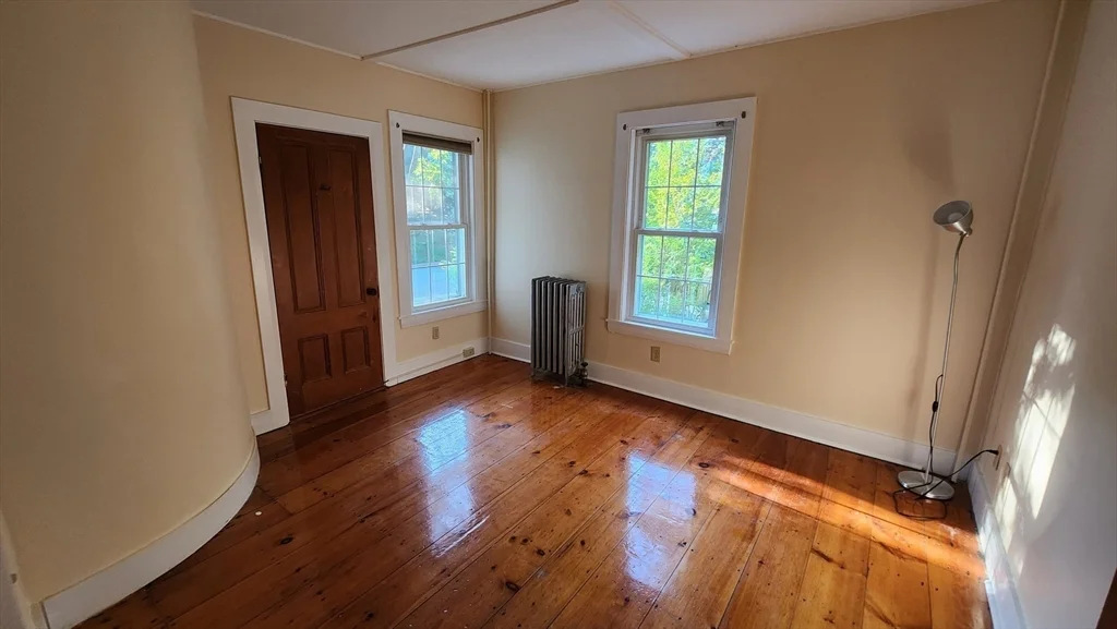 2 bed, 1 bath apartment for rent at 12 Mayhew Unit 1, Hopkinton — photo 10 of 12