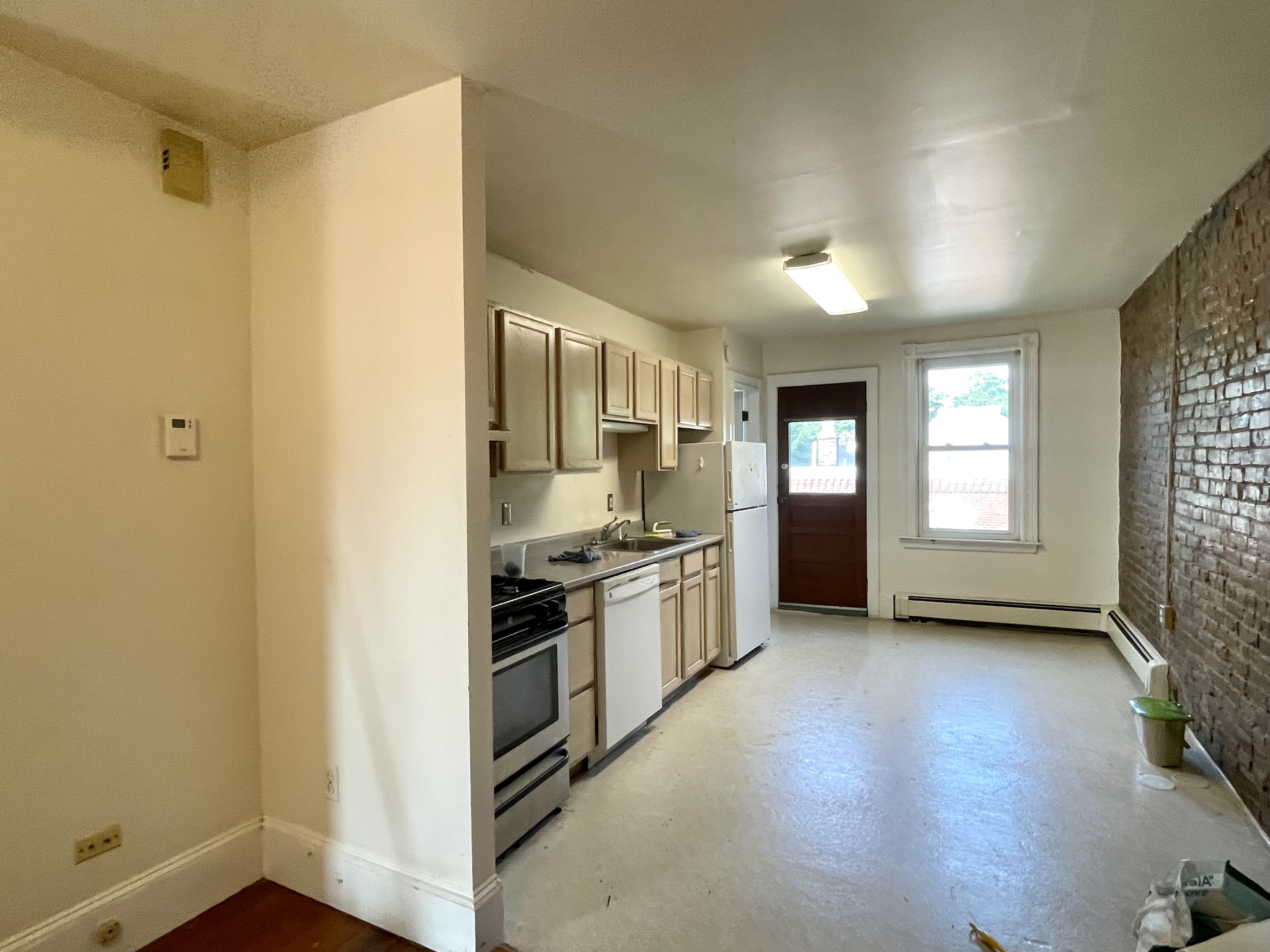 2 bed, 1 bath apartment for rent at 12 Mead St Unit 3A, Lower Allston — photo 2 of 13