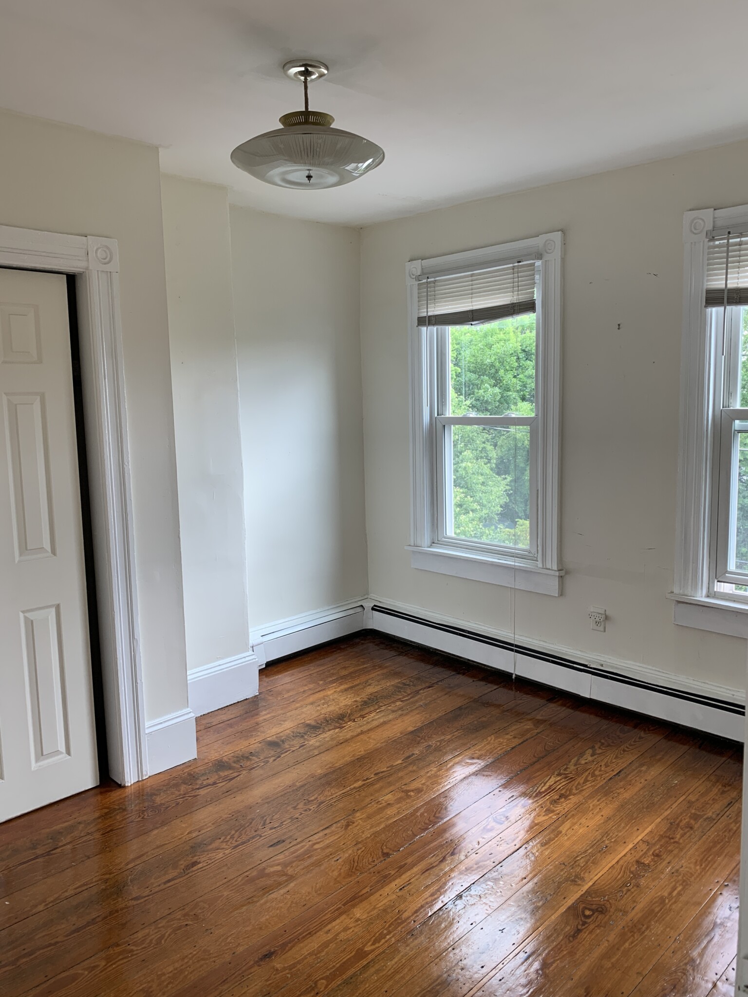 2 bed, 1 bath apartment for rent at 12 Mead St Unit 3A, Lower Allston — photo 4 of 13