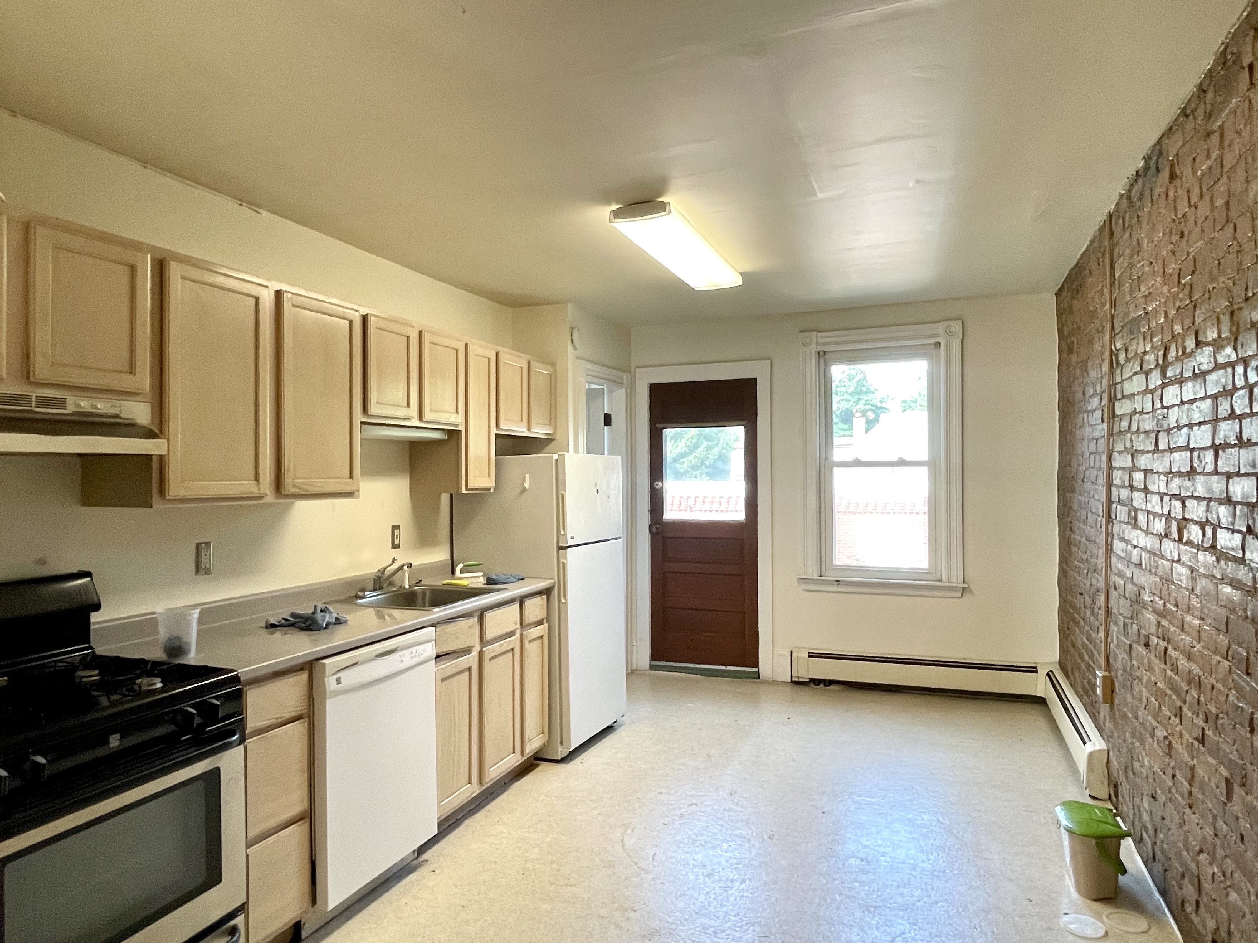 2 bed, 1 bath apartment for rent at 12 Mead St Unit 3A, Lower Allston