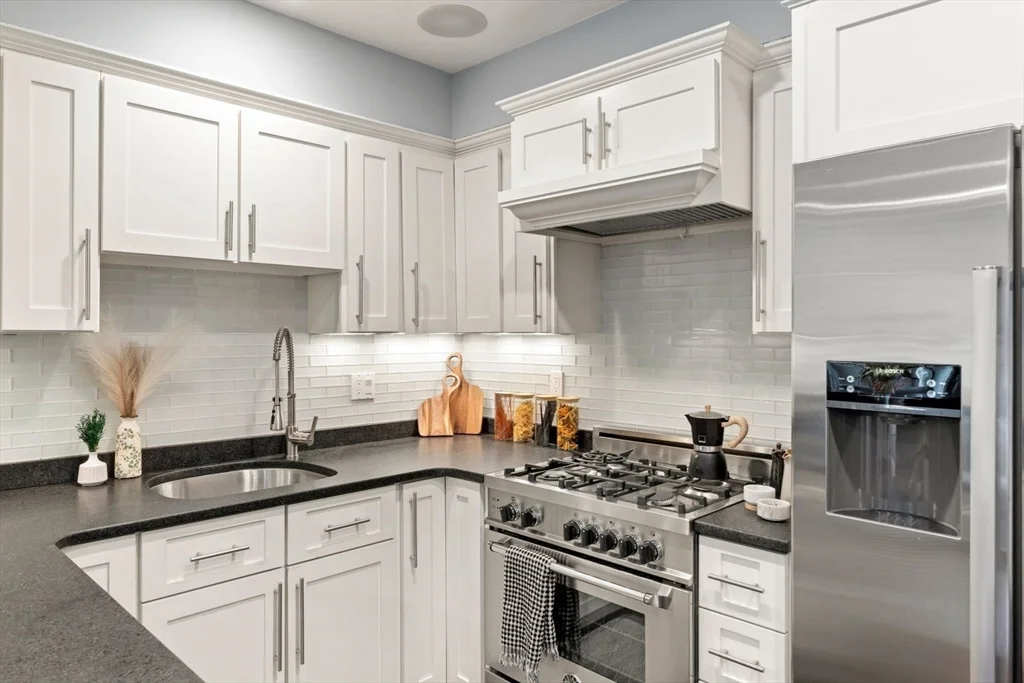 2 bed, 2 bath apartment for rent at 12 Mohawk St Unit 9, South Boston — photo 6 of 35