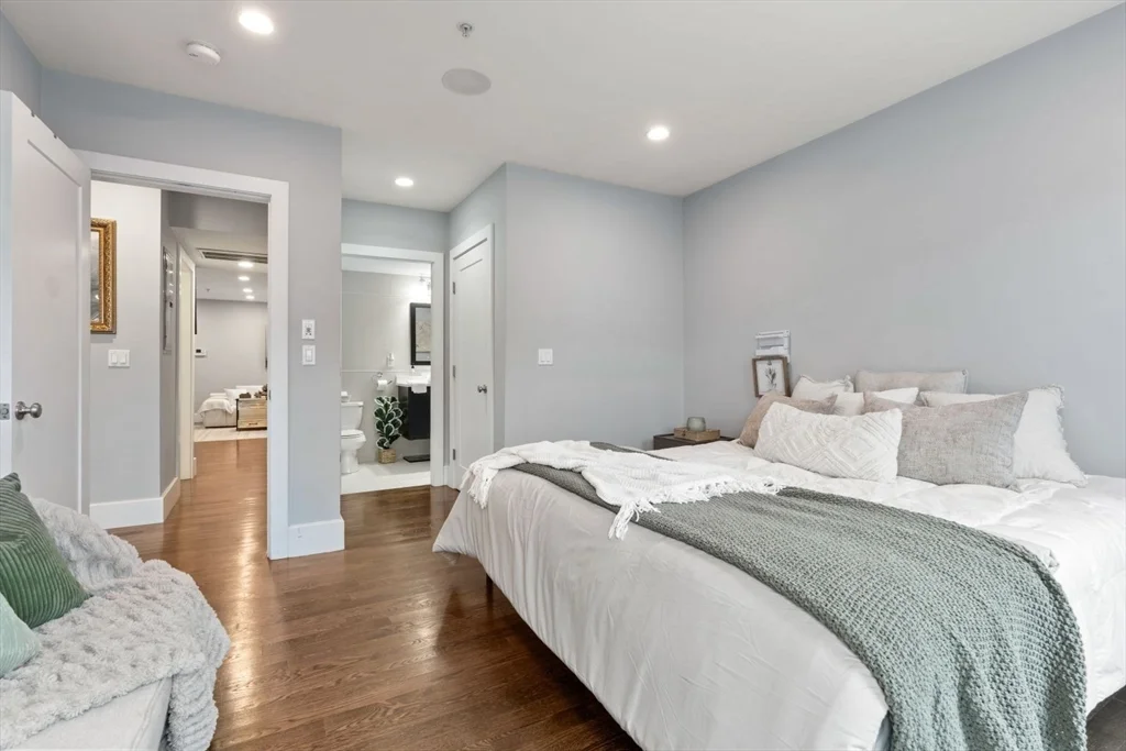 2 bed, 2 bath apartment for rent at 12 Mohawk St Unit 9, South Boston — photo 20 of 35