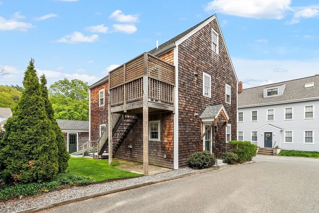 2 bed, 1 bath apartment for rent at 12 Morse Ct Unit 1, Manchester — photo 6 of 28