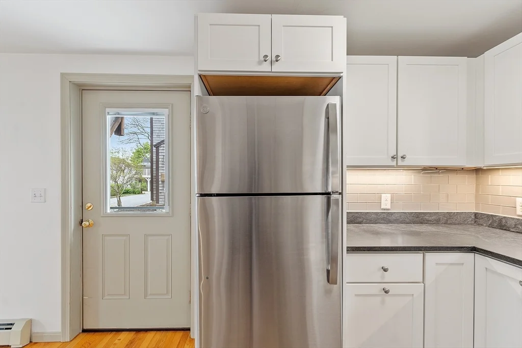 2 bed, 1 bath apartment for rent at 12 Morse Ct Unit 1, Manchester — photo 13 of 28