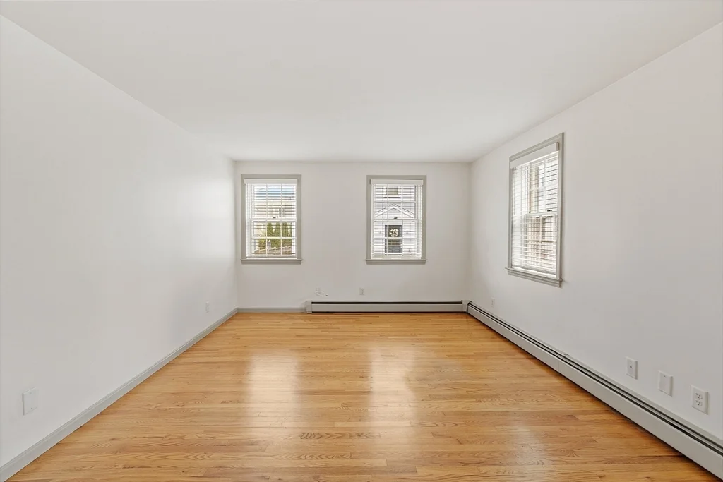 2 bed, 1 bath apartment for rent at 12 Morse Ct Unit 1, Manchester — photo 8 of 28