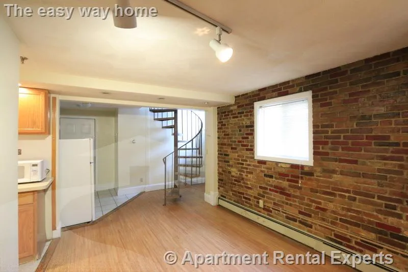 1 bed, 1 bath apartment for rent at 12 Mount Auburn St Unit 2, Harvard Square