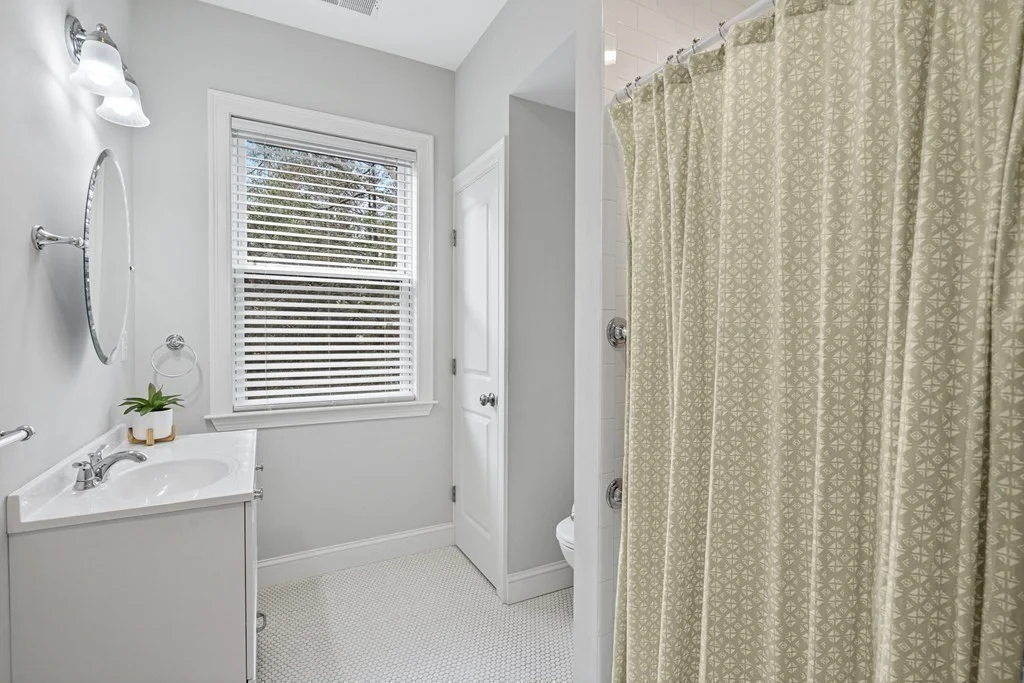 7 bed, 3 bath apartment for rent at 12 Mt Pleasant St Unit 12, Winchester Highlands — photo 33 of 41