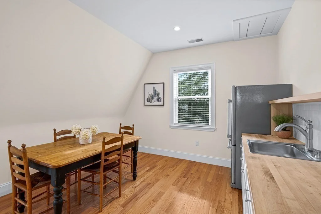 7 bed, 3 bath apartment for rent at 12 Mt Pleasant St Unit 12, Winchester Highlands — photo 29 of 41