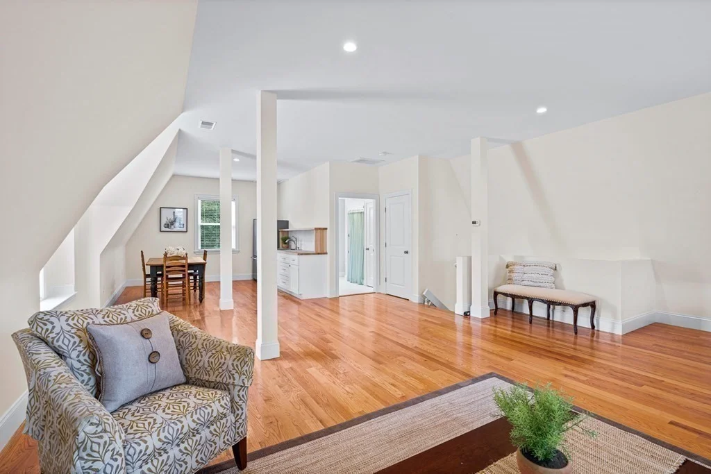 7 bed, 3 bath apartment for rent at 12 Mt Pleasant St Unit 12, Winchester Highlands — photo 31 of 41
