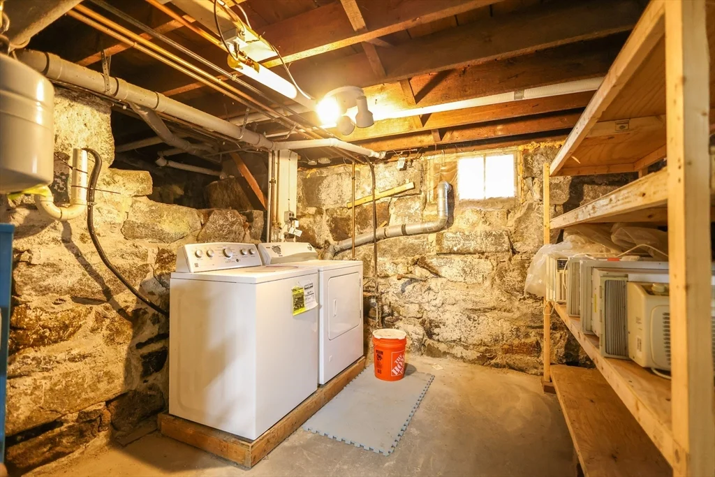 3 bed, 1 bath apartment for rent at 12 Nelson St , Ma 02169, Quincy — photo 41 of 41
