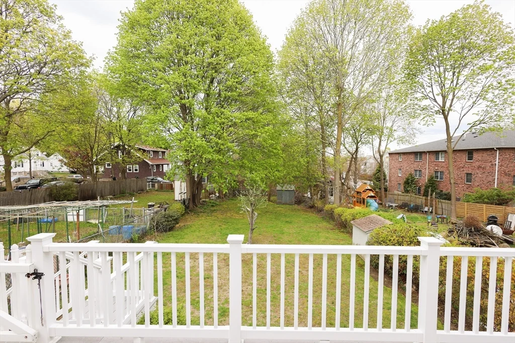 3 bed, 1 bath apartment for rent at 12 Nelson St , Ma 02169, Quincy — photo 4 of 41
