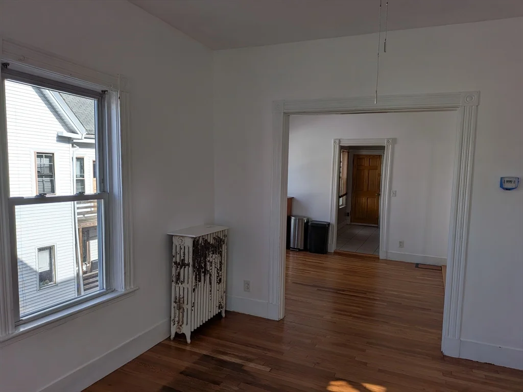 4 bed, 2 bath apartment for rent at 12 Newbern Ave Unit 1, Tufts University — photo 13 of 20