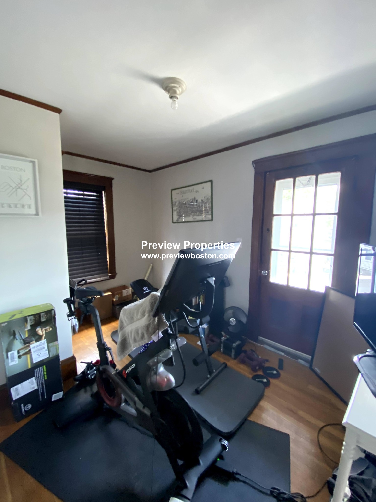 2.5 bed, 1 bath apartment for rent at 12 Niles St Unit 2, Brighton — photo 12 of 22