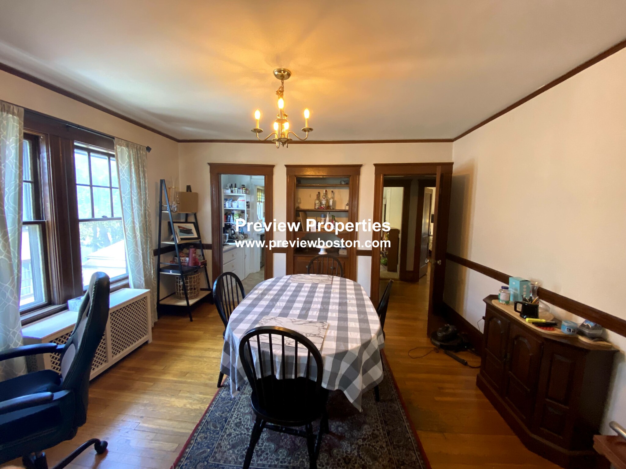 2.5 bed, 1 bath apartment for rent at 12 Niles St Unit 2, Brighton — photo 6 of 22
