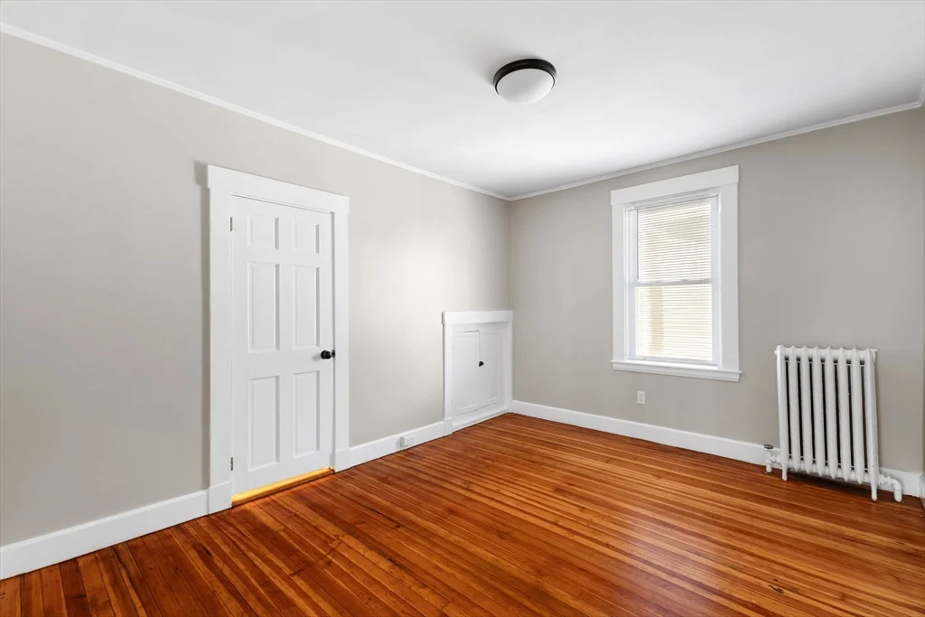 3 bed, 1 bath apartment for rent at 12 North St Unit 1, Fairhaven — photo 25 of 32
